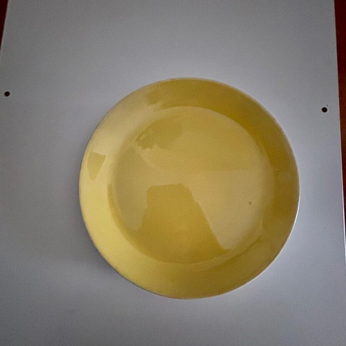 Ceramic plates and round platter like new