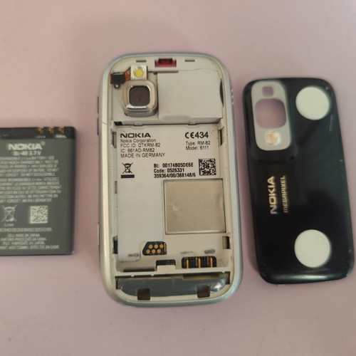 Nokia 6111 used, silver, up to 7.9 MP camera