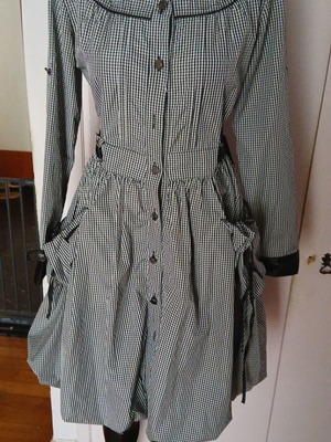 Summer dress black gray checkered like new, size M