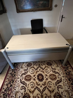Satto office desk, new