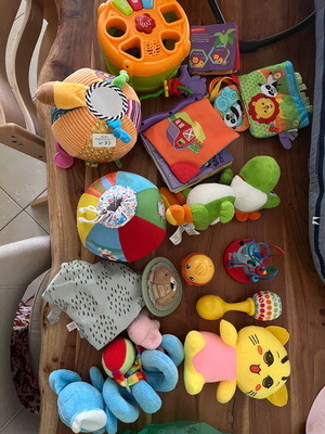 Baby toys like new, assorted