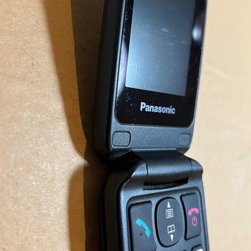 Panasonic KX-TU466 EXBE Black used clamshell phone with SOS button