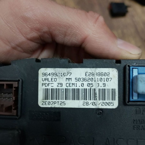 Peugeot 607 mirror control panel 9649921677