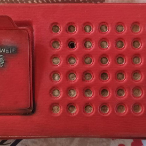 Siemens Taschensuper T2 vintage radio used, red kunstleder