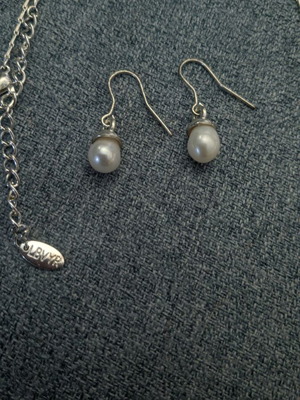 Signed Vintage LBVYR faux pearl necklace and earrings set