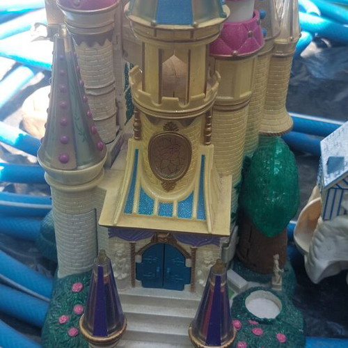 Polly Pocket castle set
