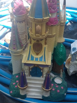 Polly Pocket castle set