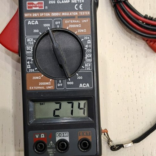 DT 266 Clamp Meter used in good condition