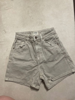 Shorts like new, beige and brown, size XXS 32 4