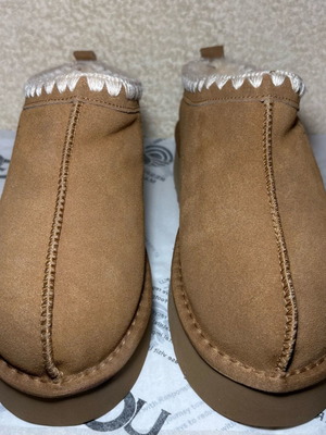 UGG Classic Ultra Mini Platform boots new, size 39 & 41, beige chestnut