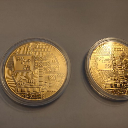 BitCoin coins new, gold color, pack of 2 pieces