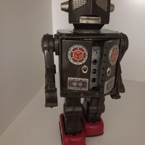 Japanese collectible robot from 1968, like new