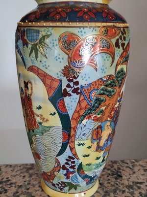 Satsuma vase new
