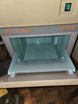 Professional ice maker used, Italian, produces 30 kg per 24 hours