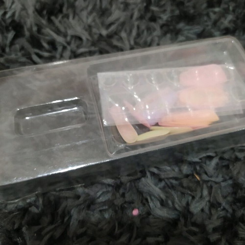 Press on nails 24 pcs new