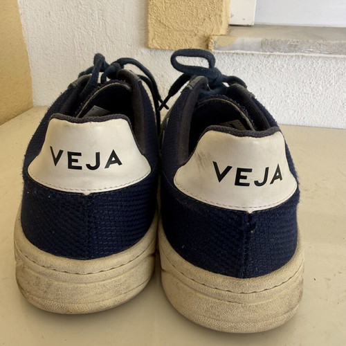 Veja V12 sneakers used, size 44, blue