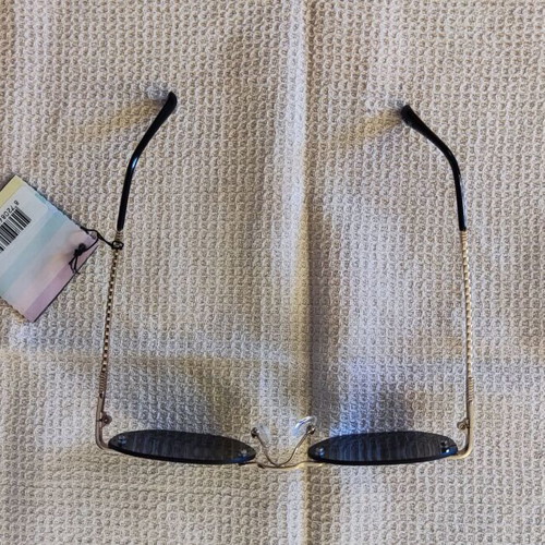 Solo-Solis NDL2897 sunglasses new with gold finish and black lenses