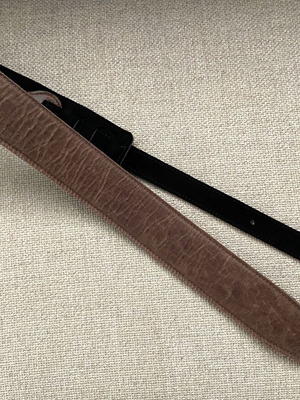 Leather Guitar Strap handmade, like new, brown velvet lining