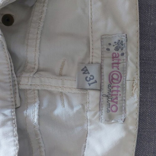 Attrattivo women's white pants like new, size 31