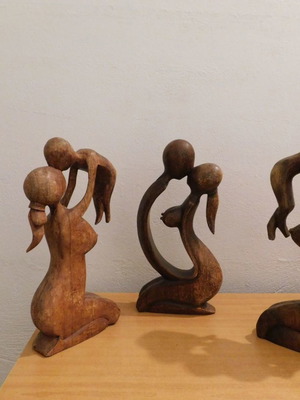Wooden figurines used, set of nine pieces