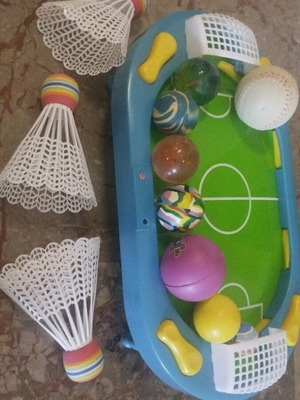 Football game and balls used
