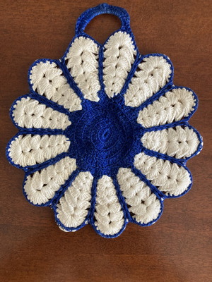 Vintage handmade crochet flower kitchen potholder