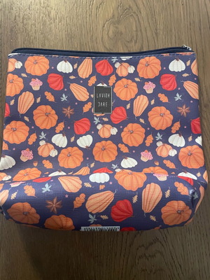 Toiletry bag large size like new, waterproof multicolor