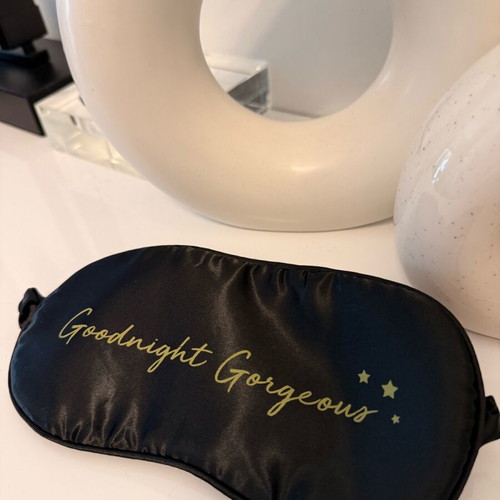 Sleep mask in black shade and excellent condition