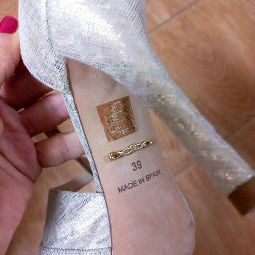 BDBA sandals like new, leather, silver, 12cm heel, size 39