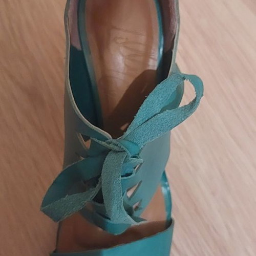 Lily's Cleet leather women's sandals used, turquoise, size 37