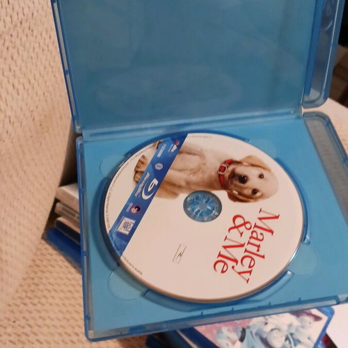 Blue Ray Marley and Me used in excellent condition