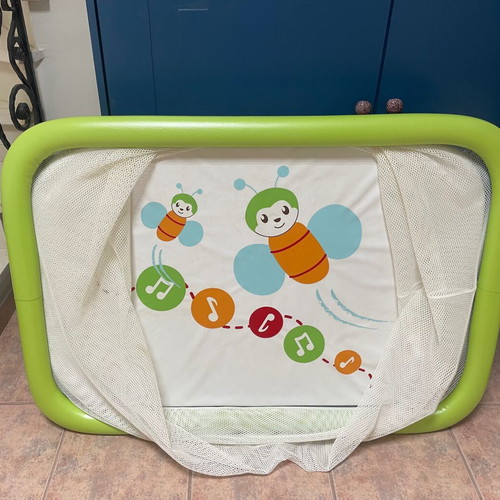Prenatal-Easy Play Baby Playpen like new