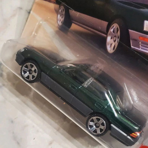 Matchbox 1994 Lexus LS 400 sealed new