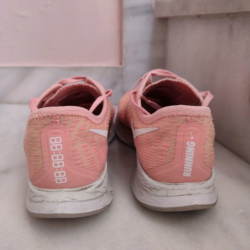 Nike athletic shoes used, pack of 3 pairs size 35.5