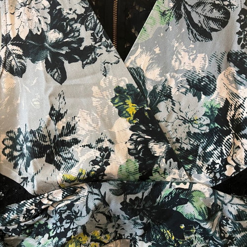 Closet London dress like new with black lace detail