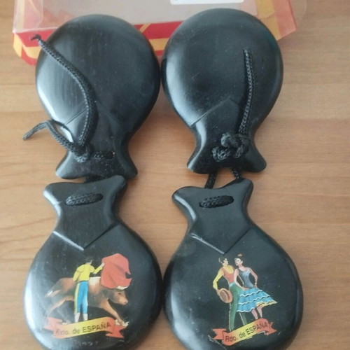 Spanish Castanets new in box, traditional musical instrument