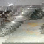  Σετ 6 γυάλινα φλυτζάνια - το ένα είναι σπασμένο/κολλημένο. Τιμή 90 ευρώ.