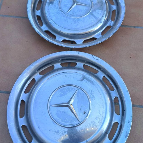 Mercedes Benz wheel caps W113 W108 W109 W112 W107 W111 W116 used, chrome nickel