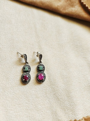 Vintage 925 silver earrings with stones