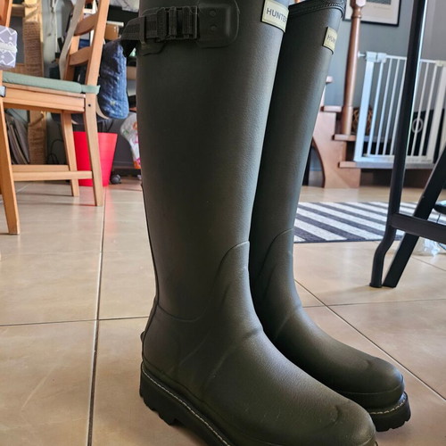 Hunter boots size 39, like new, green
