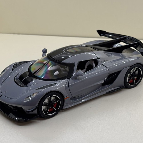 Koenigsegg Jesko 1:22 Jiaye Model new with box