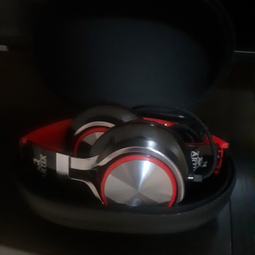 Artix CL750 ενσύρματα ακουστικά πάνω από το αυτί με θήκη