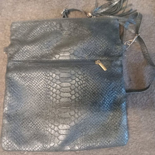 Used scarves pack of 7 and women's leather colorful bag