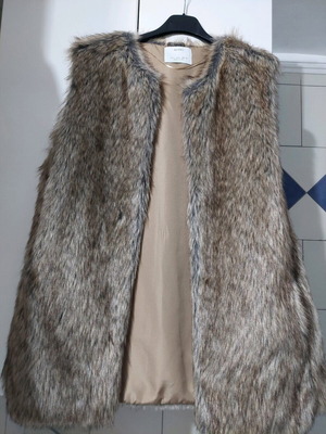 Synthetic sleeveless fur vest new, size Large, beige brown