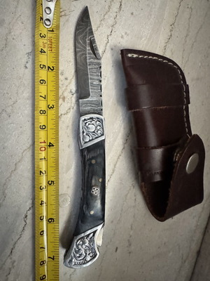 Damascus Steel Collectible Knife with Handmade Engravings, Wood Handle