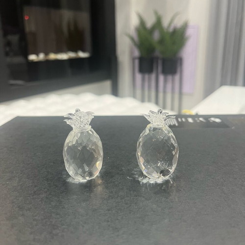 Set of two glass pineapples like new