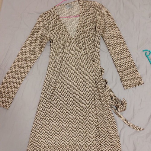 DKNY City Dress small beige brown like new adjustable waist