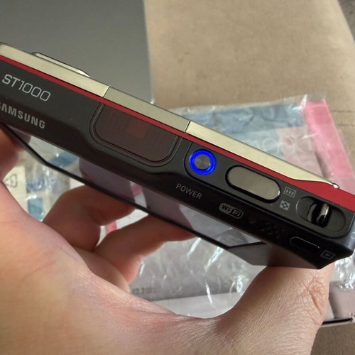Samsung ST1000 camera like new