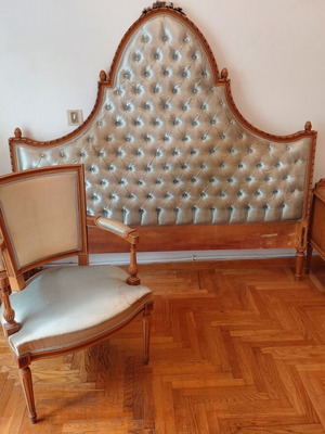 Κρεβατοκάμαρα Hollywood Regency French Neoclassical μεταχειρισμένη, μασίφ καρυδιά