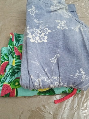 Set of 2 children's jumpsuits used, size 7 years